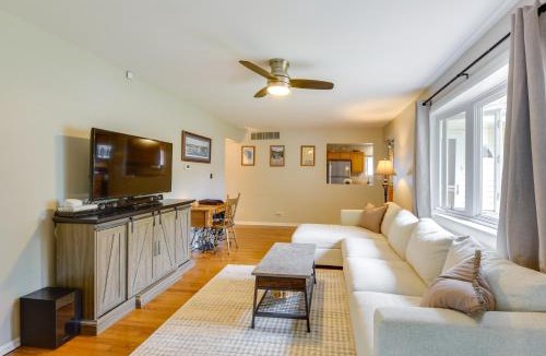Twin Lakes House | 5 Houses to Elizabeth Lake! Family Getaway w/Yard