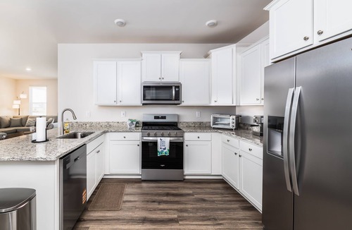 Millville Villa | 5 Mi to Bethany Beach | Pools, Shuttle + Fire Pit