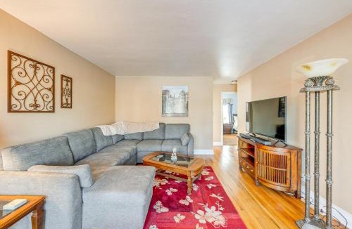 Loves Park House | 5 Mi to Dtwn Rockford: Pet-Friendly Home w/Yard!