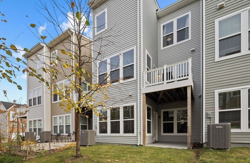 Hanover House | 5-Star BWI Hanover 3-Level With Bonus Living Space