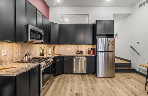 Old City Condo | 5 Star Old City Stunner- Walk to Historical Sites