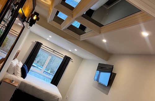 Maynooth House | 53 Luxury Accommodation