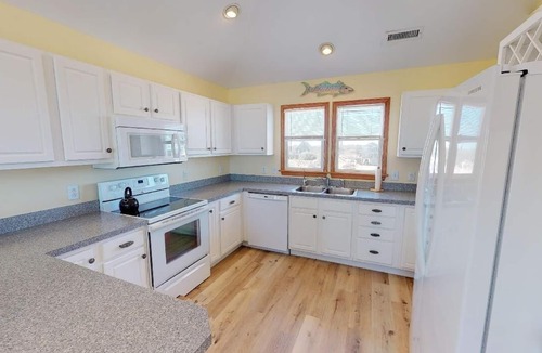 Corolla House | 5BR, Ocean & Sound Views, Heatable Pool, Game Room, Pets, 4x4 Beach