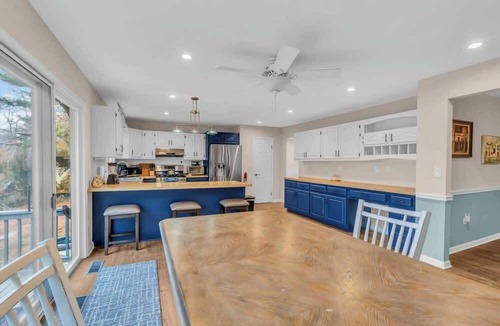 Rumson House | 5BR Riverfront Home - Private Nature Retreat