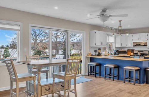 Rumson House | 5BR Riverfront Home - Private Nature Retreat