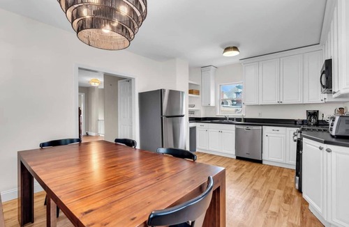 Asbury Park House | 5BR Walk to Beach & Boardwalk | Parking