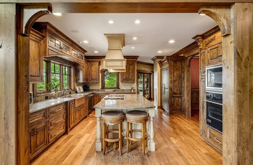 Boone House | 6,400SF Mtn Home, Views, Pool Table, Outdoor Fireplace, Near Downtown Boone, Pet Friendly