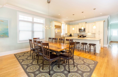 Country Club Estates House | 6 Bedroom, 6 1/2 Baths, Front Porch, 2 Balconies and Back Patio