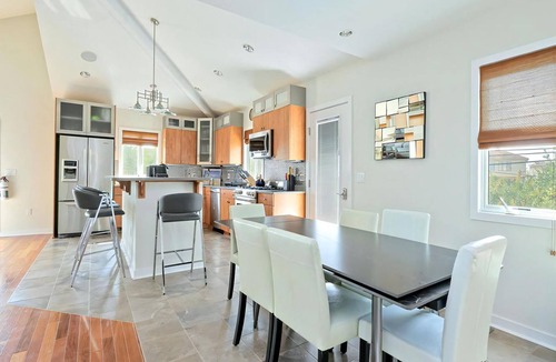 Loveladies House | 6 BR, Pool, Hot Tub and 5 min to Ocean