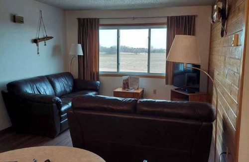 Devils Lake Condo | #6 Classic 2 Bedroom 1 Queen 3 XL Twin, 1 bathroom Top Floor