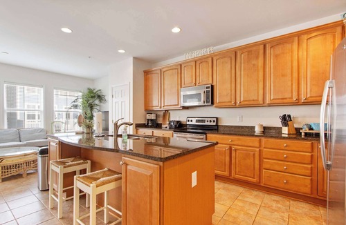 Sunset Island Condo | 6 Corner Store Ln