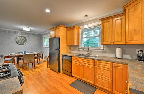 Charlotte House | 6 Mi to Downtown Charlotte! Charming Home w/Patio