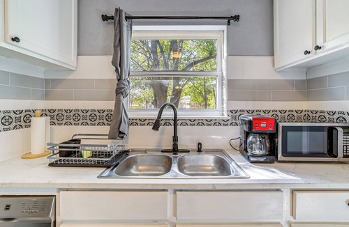 Tulsa House | 6 Mi to Dtwn Tulsa: Family-Friendly Home!