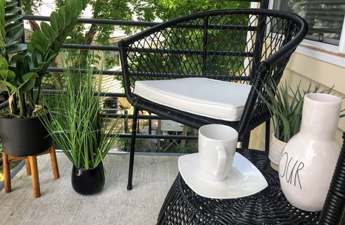 Norman Apartment | [614.5 B Jenkins] Stays! Studio close to OU, Downtown, Hip designer interior
