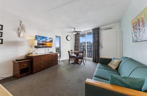 Wildwood Crest Apartment | 6201 Ocean Ave, Unit 310 - The Nassau Inn
