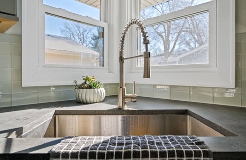 Urbandale House | 6212 Boston Avenue · 3 bdr /1 bath Fully Remodeled House off Merle Hay