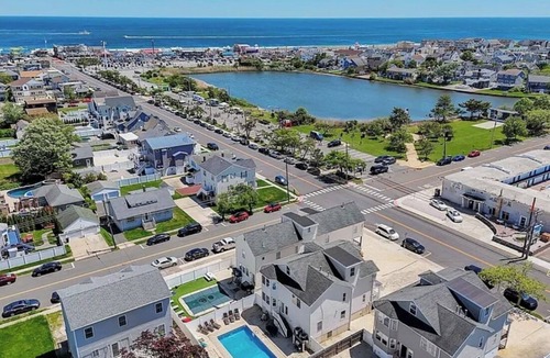 Point Pleasant Beach House | 7-bedroom house with pool in Point Pleasant Beach! 2 blocks from Boardwalk.