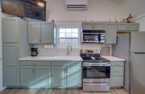 Milfay House | 70-Acre Retreat w/2 Fishing Ponds Near Route 66