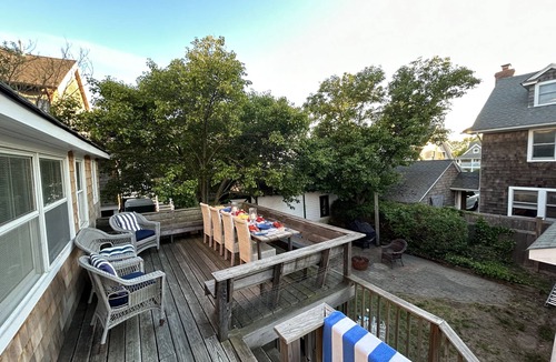 Avon House | 7br/3.5ba Classic Bay Head Beach House Steps To The Beach