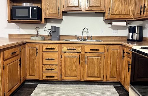 Britton House | 808 on 4th - Charming Family Home in the Heart of Town