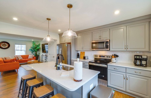 Charles Town House | 9 Mi to Harpers Ferry: Outdoor Escape w/Fire Pit
