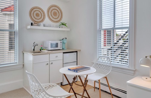 Cape May House | 931 Beach Guest House