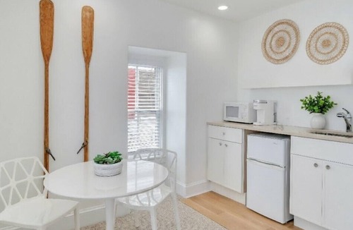 Cape May House | 931 Beach Guest House