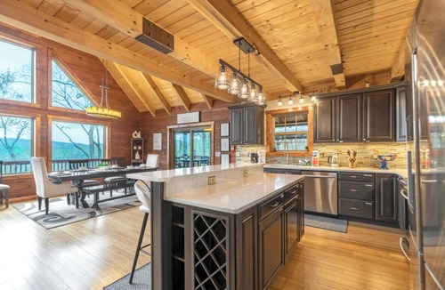 Sugar Grove Cabin | A Mtn Frame of Mind- Mountain View, Hot Tub, Game Room, Pet Friendly