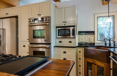 Clear Lake House | A New Retreat at Clear Clear Lake, A Uniquely Iowan Experience