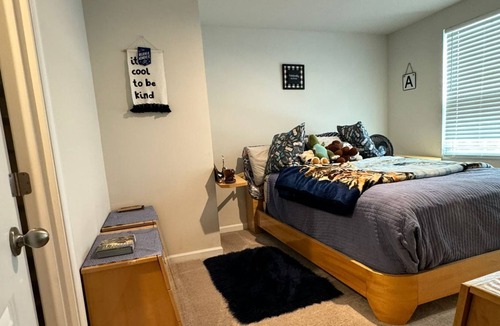 Taneytown House | A private, calm and stylish-comfortable rooms