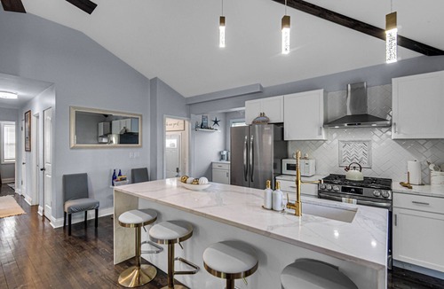 Miller Beach House | A quaint coastal luxury getaway.