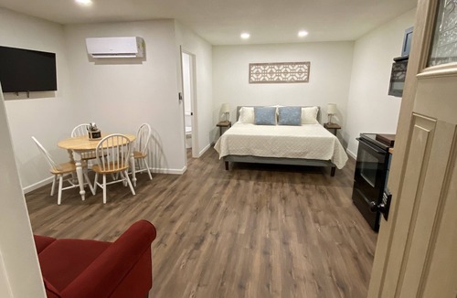 Rice County Apartment | A step off Sunderland, Cozy quiet 2 bed suite.