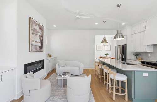 Edgewood House | A welcoming space for nurses, business travelers, and families between homes.