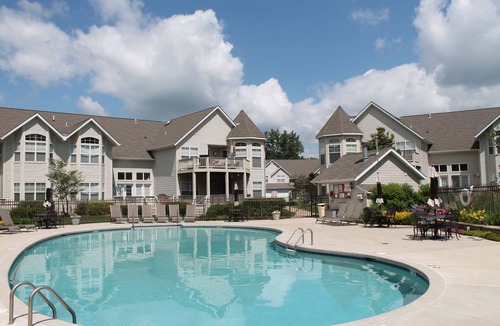 Fontana-on-Geneva Lake Condo | Abbey Ridge Ranch Style Condo Conveniently located in the resort community