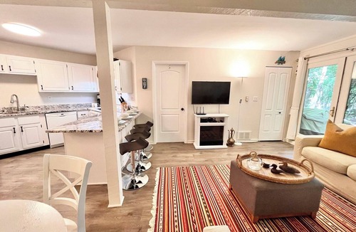 Fontana Condo | Abbey Springs Condo w/Golf Cart, Pools, Beach