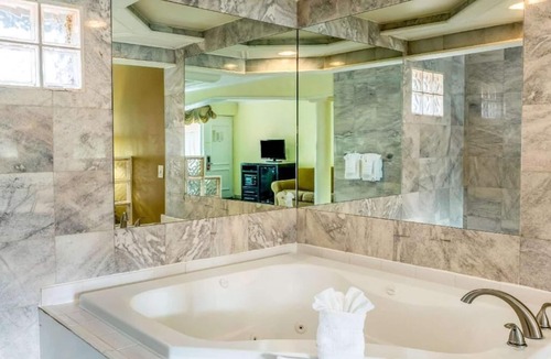 Atlantic City Hotel | AC Lodge by Beach and Boardwalk
