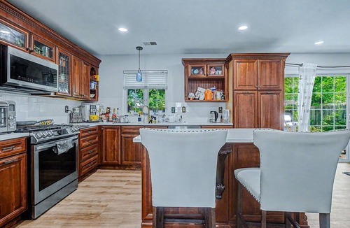 Keansburg House | Across the street from the beach charming 3 bedroom with 3 baths beach house