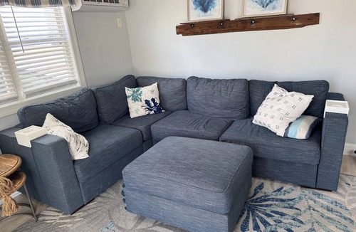 Townsend's Inlet Condo | Adorable 1st floor, 3-bedroom condo with great porch 3 mins from the beach