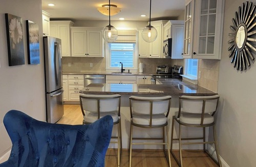 Margate City House | Adorable 2BR 2Bath home 3 blocks from the beach in the heart of Margate, NJ