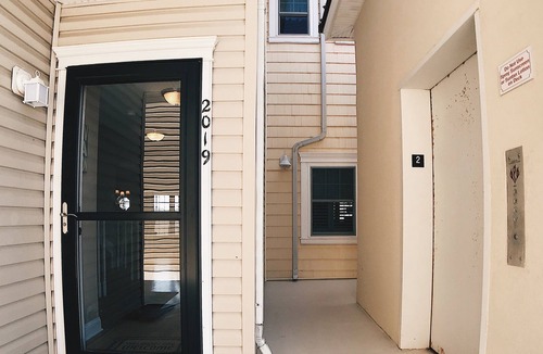 Avalon Condo | Adorable Beach Retreat Nestled in the Heart of Avalon!