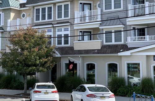 Avalon Condo | Adorable Beach Retreat Nestled in the Heart of Avalon!