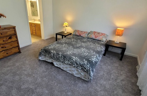 Dennis House | Adorable Rancher along the Tuckahoe River on the Jersey Shore. Close to OC, SIC