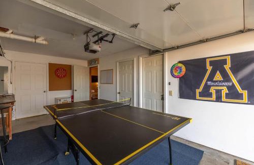 Boone House | Adventure Creek