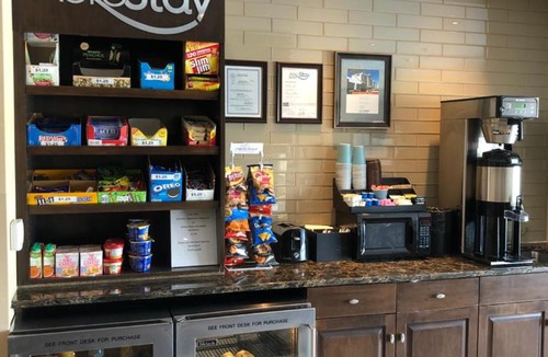 Sioux Falls Hotel | AeroStay