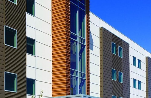 Sioux Falls Hotel | AeroStay