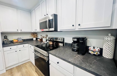 Aiken House | Aiken Horse Lover’s Retreat. Nestled in a private forest. 4 miles to downtown