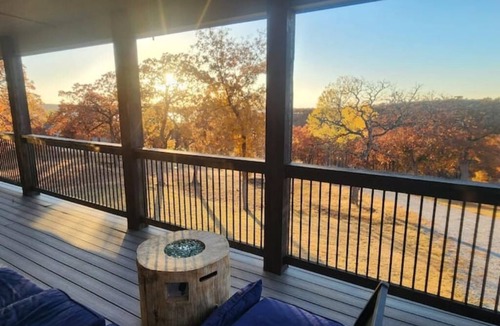 Skiatook House | AJ's by the Lake, Skiatook Lake Getaway