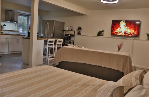 Irmo Apartment | ALL INCLUSIVE Clean, Safe, and Fully Furnished Home Away From Home