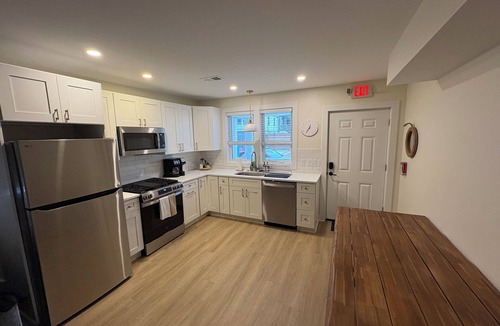 Cape May - Wildwood Condo | All New Beach Block 3BR Family Friendly Condo. Steps to the beach and boardwalk