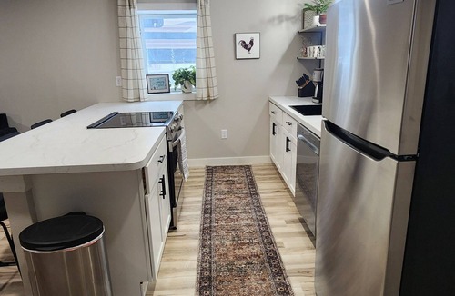 Arcadia House | Almost Home Hideaway is a spacious 3 bedroom space for your travel needs